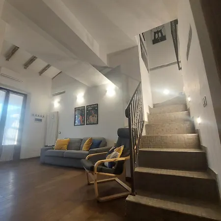 Vieri In Apartment Florence